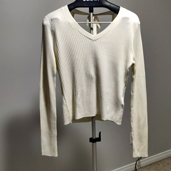 Mile End Sweaters - Cream sweater